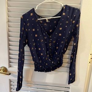 sky and sparrow flowy shirt